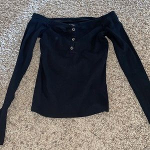 Off the shoulder long sleeve